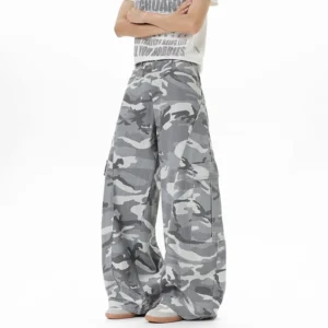 Camouflage Print Curved Knife Wide Leg Jeans