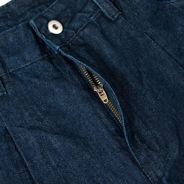 Solid Color Wide Leg Straight Jeans - Image 4